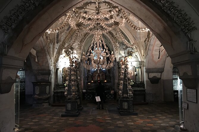 Private Guided Tour Prague to UNESCO Kutna Hora with Transfers - Walking through Kutná Hora: where the pace really matters