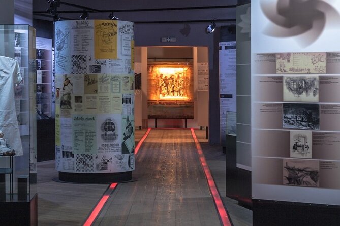 Private Half-Day Tour From Prague To Terezín Concentration Camp - Ghetto Museum and dormitories: what you learn from the daily-life rooms