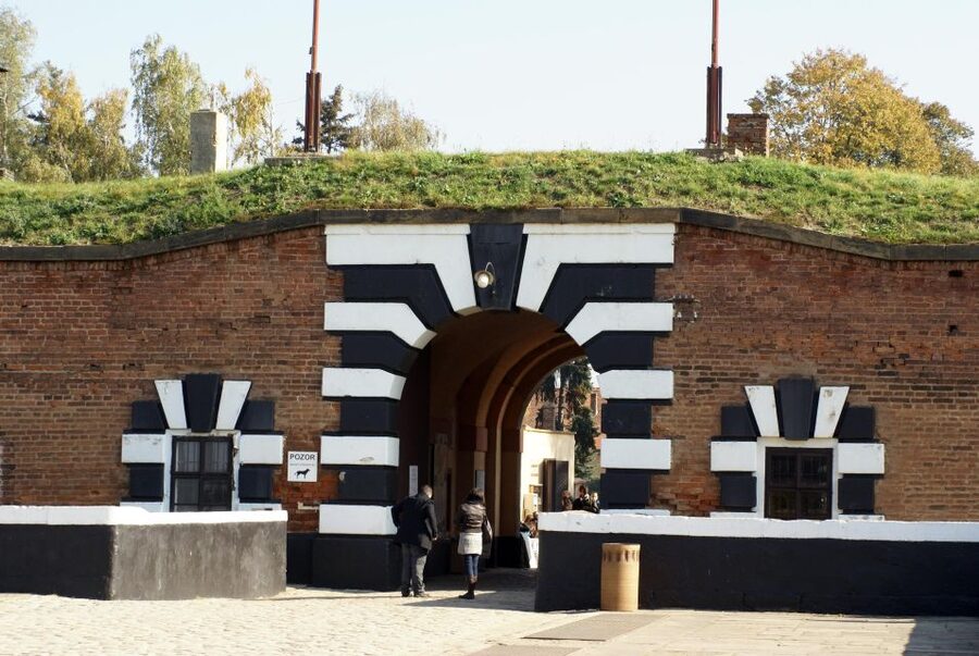 Private Half-Day Tour To Terezin Concentration Camp - Small Fortress: the Gestapo prison route you cannot skip