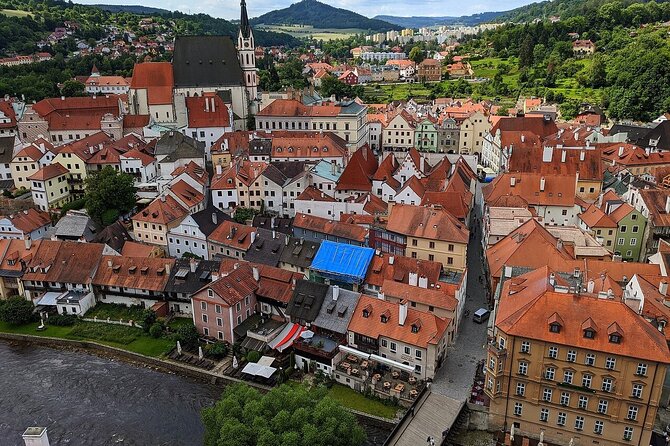 Private One-Way Sightseeing Transfer from Prague to Vienna via Cesky Krumlov - Practical tips to make the day run smoothly