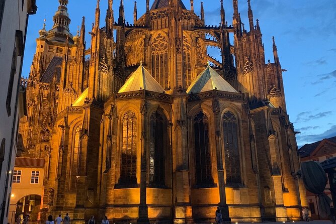Private Photography Tour of Prague by Night - Getting picked up and meeting without stress