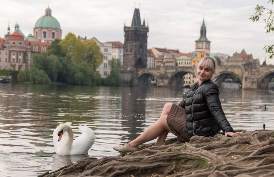 Private photoshoot in Prague - Posing Coaching for Awkward Couples, Solo Travelers, and Families