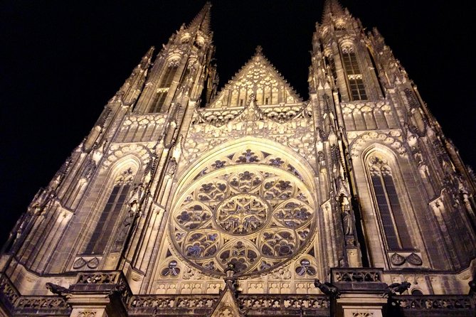 Private Prague Castle and Lobkowicz Palace Half-Day Tour - St. Vitus Cathedral: one stop, big signals about Prague