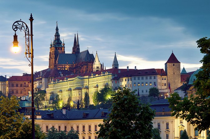 Private Prague Castle and Lobkowicz Palace Half-Day Tour - Golden Lane: colorful cottages and a fast dose of everyday life