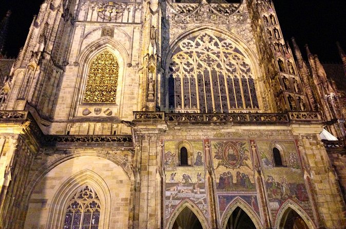 Private Prague Castle and Lobkowicz Palace Half-Day Tour - Lobkowicz Palace: the art collection portion that makes this tour worth it