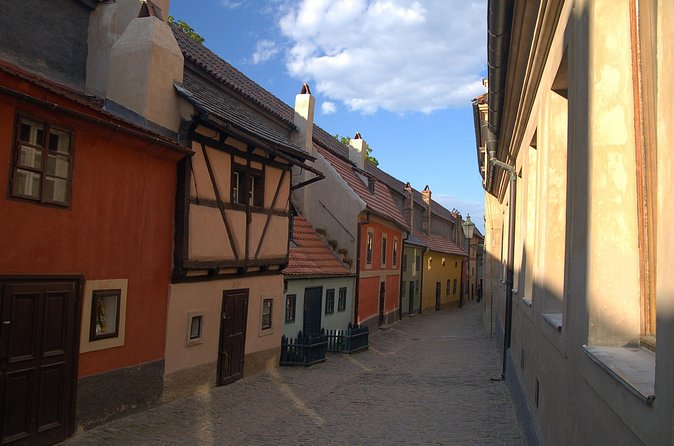 Private Prague Castle and Lobkowicz Palace Half-Day Tour - Walking, weather, and pacing your half-day without frustration