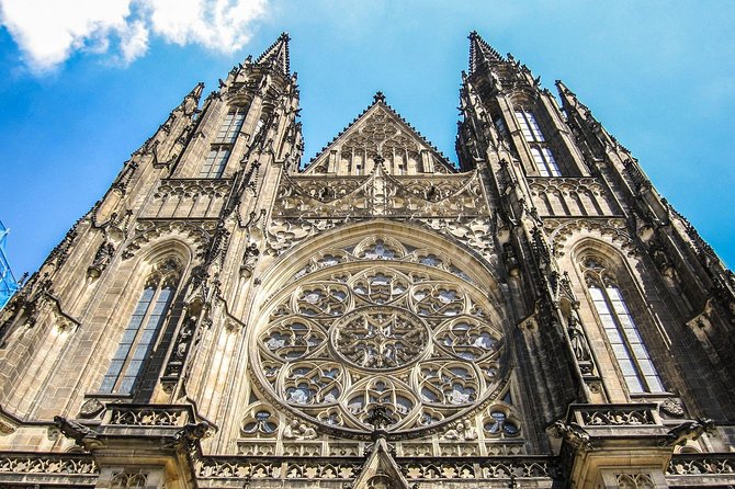 Private Prague Castle Walking Tour - The historian guide effect: turning architecture and conflict into meaning