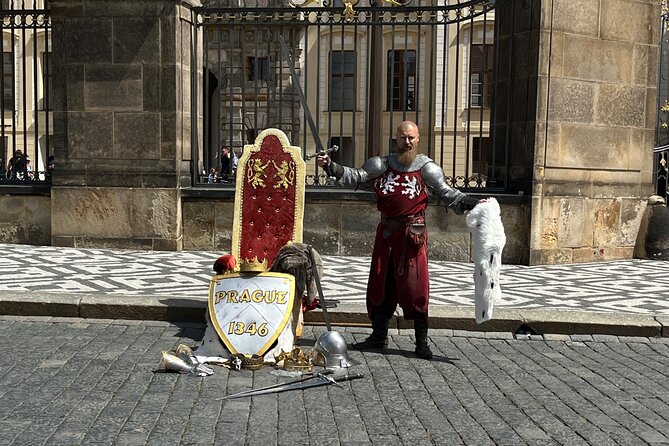 Private Prague Tour with Transfers and Local Tastings - How private Prague transfers make the day easier