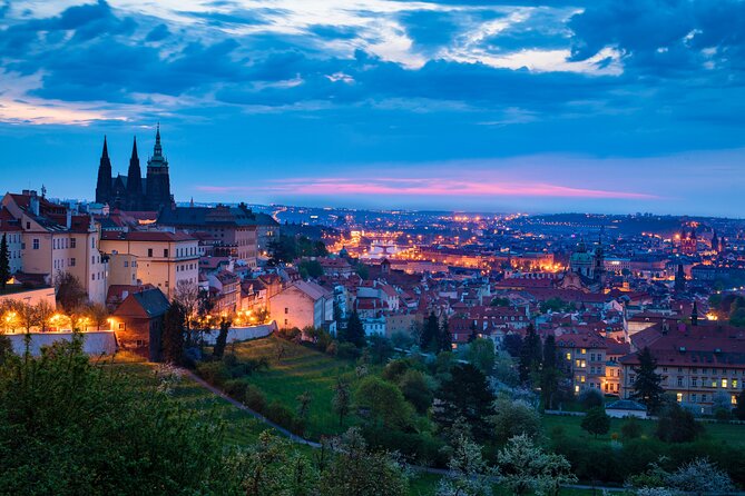 Private Prague Tour - Charles Bridge: statues, river views, and where to stand for photos