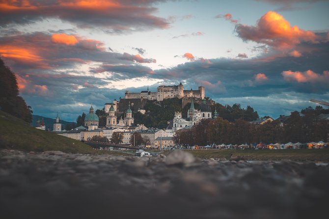 Private Scenic Transfer from Prague to Salzburg with 4h of Sightseeing - Key Points To Know Before You Go