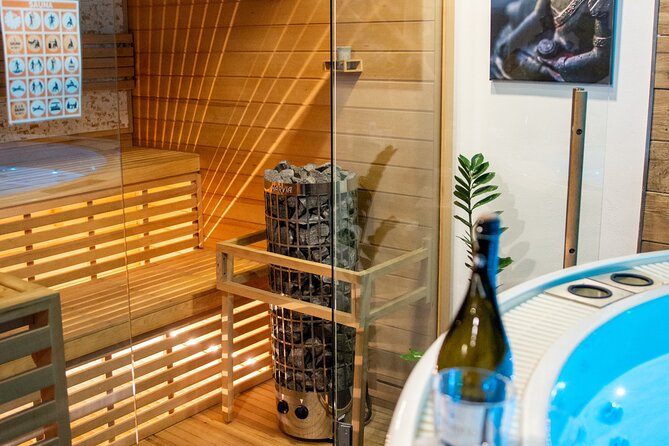 Private Spa with Jacuzzi and Sauna - BLACK ZONE - Your 2-Hour Rhythm: Saunas, Jacuzzi, and Real Privacy