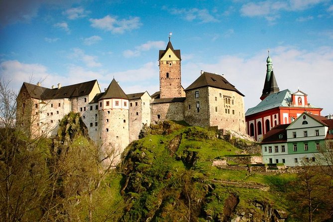 Private Tour: Karlovy Vary And Loket Castle Day Trip from Prague - Your Prague pickup and the reality of a long day