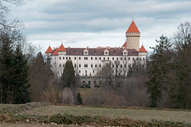 PRIVATE Tour to Konopiste Castle from Prague Admission Included - What to Eat at Stará Myslivna, and How to Plan Around Lunch