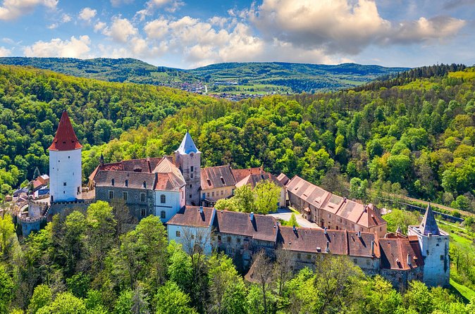 Private tour to Krivoklat, incl. admission, transfers, and train - Who this day trip fits best