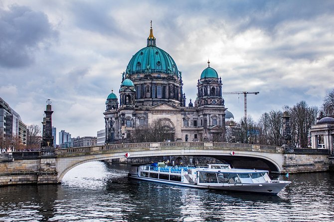 Private Transfer from Prague to Berlin, Hotel-to-hotel, English-speaking driver - Why this Prague to Berlin private transfer is worth caring about