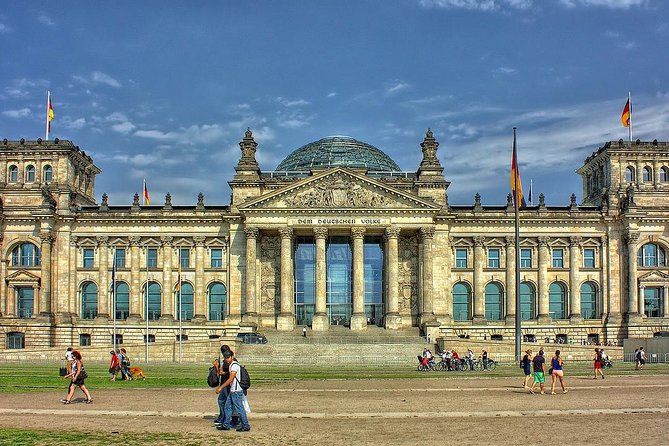 Private Transfer from Prague to Berlin, Hotel-to-hotel, English-speaking driver - Pickup and drop-off: hotel-to-hotel, your timing, and the car that fits