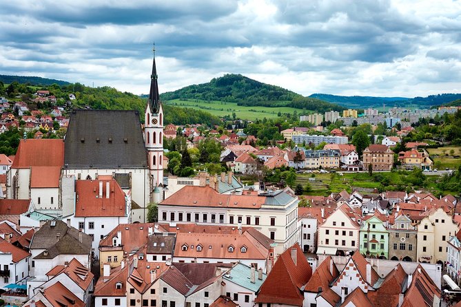 Private Transfer from Prague to Cesky Krumlov, English-speaking driver - Key Points at a Glance
