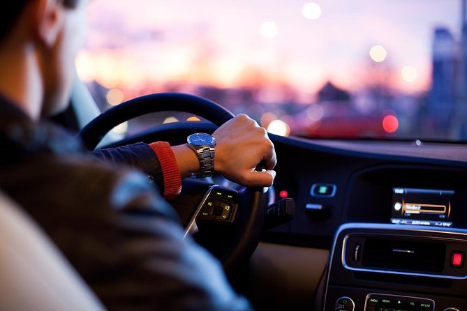 Private Transfer from Prague to Munich, Hotel-to-hotel, English-speaking driver - Private Prague to Munich transfer that keeps your day intact