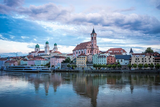 Private transfer from Prague to Passau, 2h of Sightseeing stop - Key things to know before you go