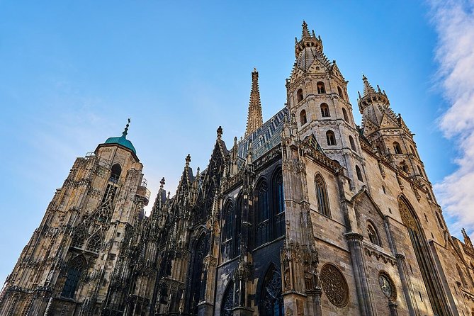 Private Transfer from Prague to Vienna with 2h for Sightseeing - Price and Value, What $320.46 Per Person Gets You