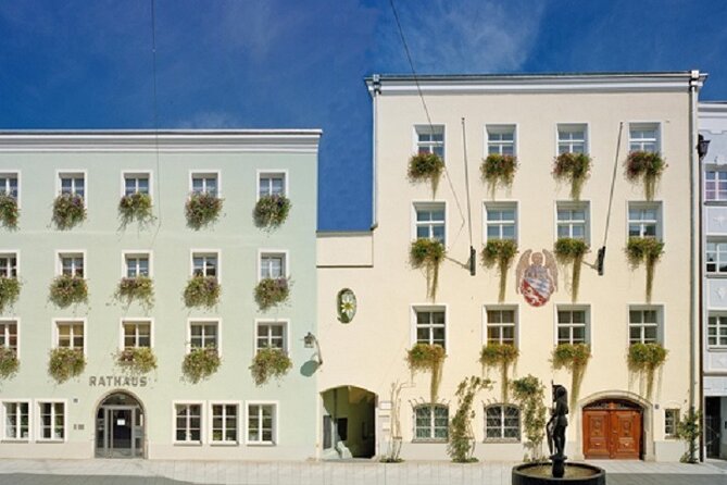 Private Transfer from Prague to Vilshofen with stop in Č.Krumlov or Hluboká - Tips to make your 2 hours count