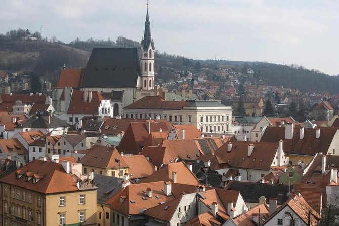 Private transfer in a Sanitized Car Prague to Vienna with 2h stop Cesky Krumlov - How This Prague to Vienna Transfer Really Works