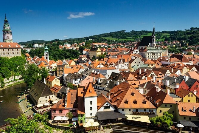 Private Transfer Prague–Passau: Car/Van (1–7) via Český Krumlov - Timing, stress level, and how to land in Passau smoothly