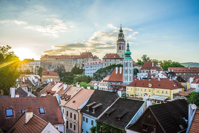 Private Transfer Prague–Passau: Car/Van (1–7) via Český Krumlov - The ride itself: air-conditioned comfort, WiFi, and enough space for bags