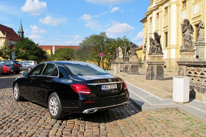 Private transfer: Prague to Vienna - Hotel pickup in Prague, drop-off in Vienna that gets you settled faster