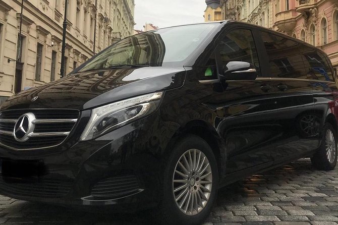 Private Transfer Vilshofen to Prague or Prague to Vilshofen - Door-to-door pickup: what it does for your day