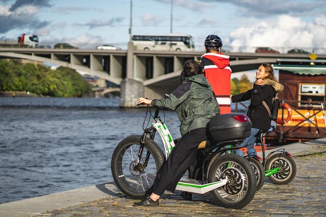 Rent your E-Scooter Hugo Bike in Prague! - Who This Prague Hugo Bike Rental is Best For