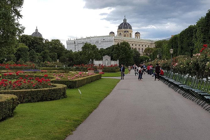 Scenic Private Transfer from Prague to Vienna or Vienna to Prague - Arriving in Vienna or Prague With a Clean Start