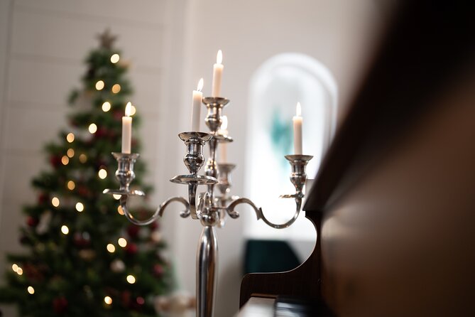 Secret Christmas Concert - Secret Gallery Cafe Bar, 7:00 pm start, Old Town Prague vibes