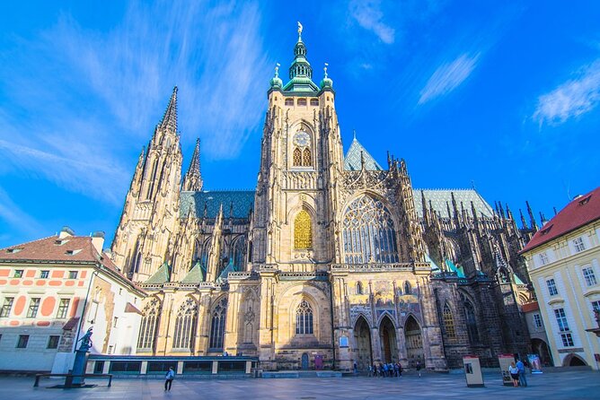 Self-Guided Audio Tour - Prague Castle District - Rosenberg Palace: Renaissance ceilings and fresco scenes
