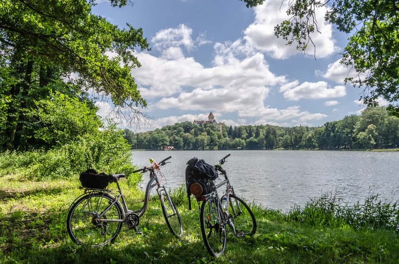 Self-Guided Bike Tour to Unetice Brewery - Meeting at Dlouhá 24, then getting rolling fast