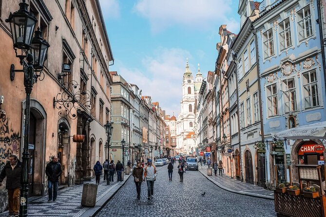 Semi Private Experience of Old Town, Charles Bridge and Prague Castle with local - Prague Castle Complex: St. Vitus Cathedral, St George Basilica, and Lobkowicz Palace Views