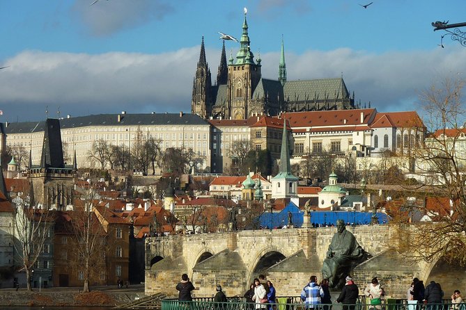 Shared Arrival Transfer: Prague Airport to Hotels - Value check for the price you pay