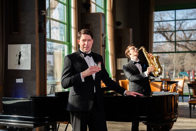 Sinatra Tribute Show and Dinner Experience in Manes - Key points to know before you go