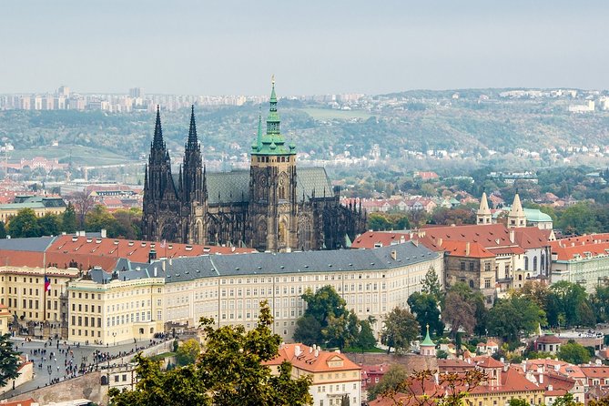 Small-Group Tour of Prague Castle with a local guide - First courtyard to Second courtyard: how the guide makes the complex make sense