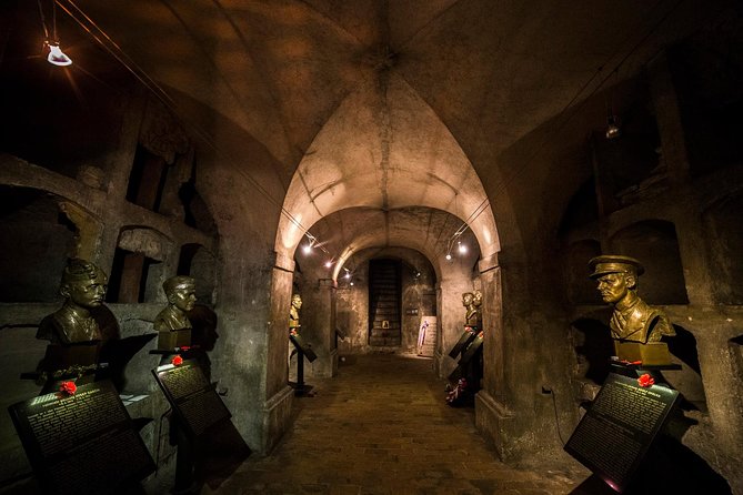 Small-Group World War 2 & Operation Anthropoid Tour in Prague - The Protectorate era shown through streets and scars