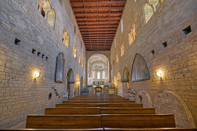 St Vitus Cathedral and Prague Castle Private Walking Tour - Prague Castle complex: Old Royal Palace, St George’s Basilica, Golden Lane