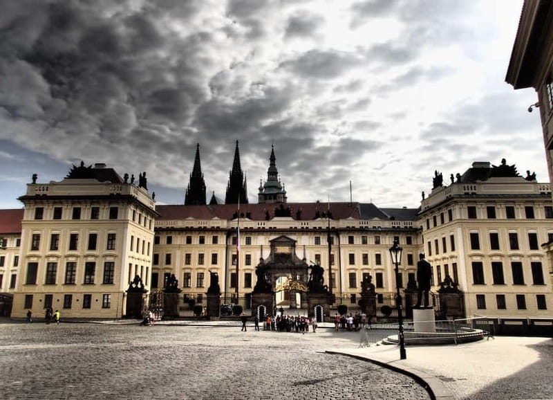 St Vitus Cathedral & Hidden Gems of Prague Castle - Strahov Monastery: the library rooms people usually miss