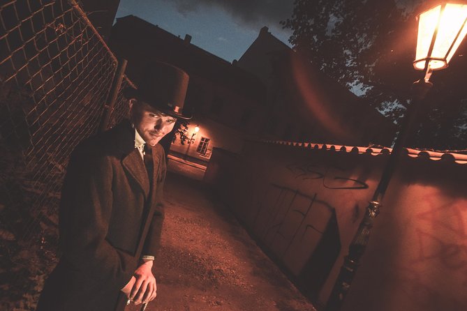 Telltale Ghost Tour - Old Town Square: the execution grounds and the cobblestone secrets