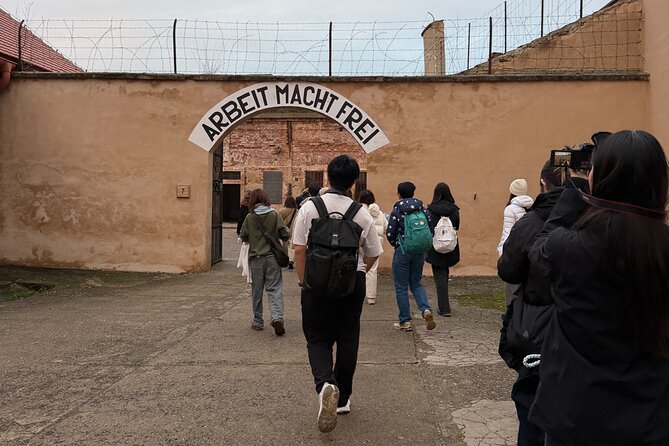 Terezin In-Depth Holocaust Tour From Prague's Center (max 7 pax) - Heydrich Assassination Site, Czech Resistance Context on the Drive