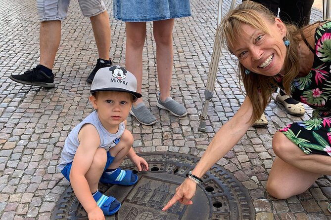 The Best of - private tour with PERSONAL PRAGUE GUIDE - Vaclavske NamEsti and Obecni Dum: modern Prague in quick hits