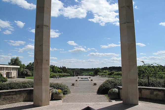 The only full Anthropoid tour with a visit to curve and Lidice, by private car - From Resslova to the curve to Lidice, in your own private car