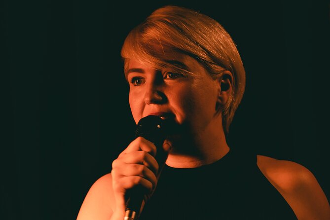 Thursday Night Stand Up Comedy at Kontakt Bar - What You’ll Likely Notice in the Room