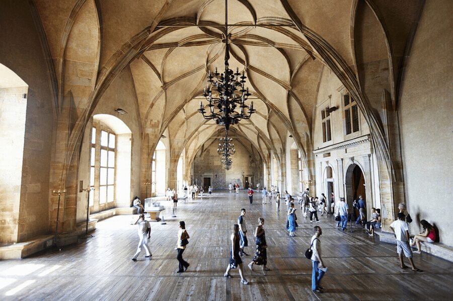 Tour of Prague Castle in italian language ticket included - Change of the guards: small event, big atmosphere