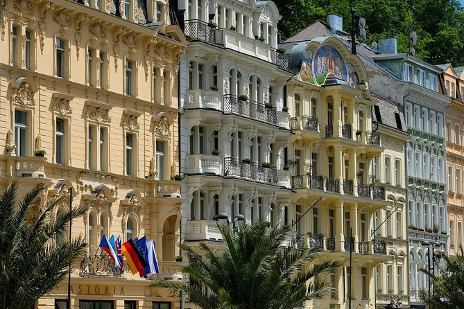 Transfer from Prague to Karlovy Vary: Private daytrip with 2h for sightseeing - Choosing your 2-hour stop: Lidice Memorial, castles, caves, and a quarry