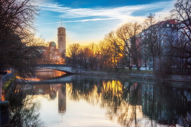 Transfer from Prague to Munich: Private with a 2 Hour Stop - Who should book this transfer, and who should skip it